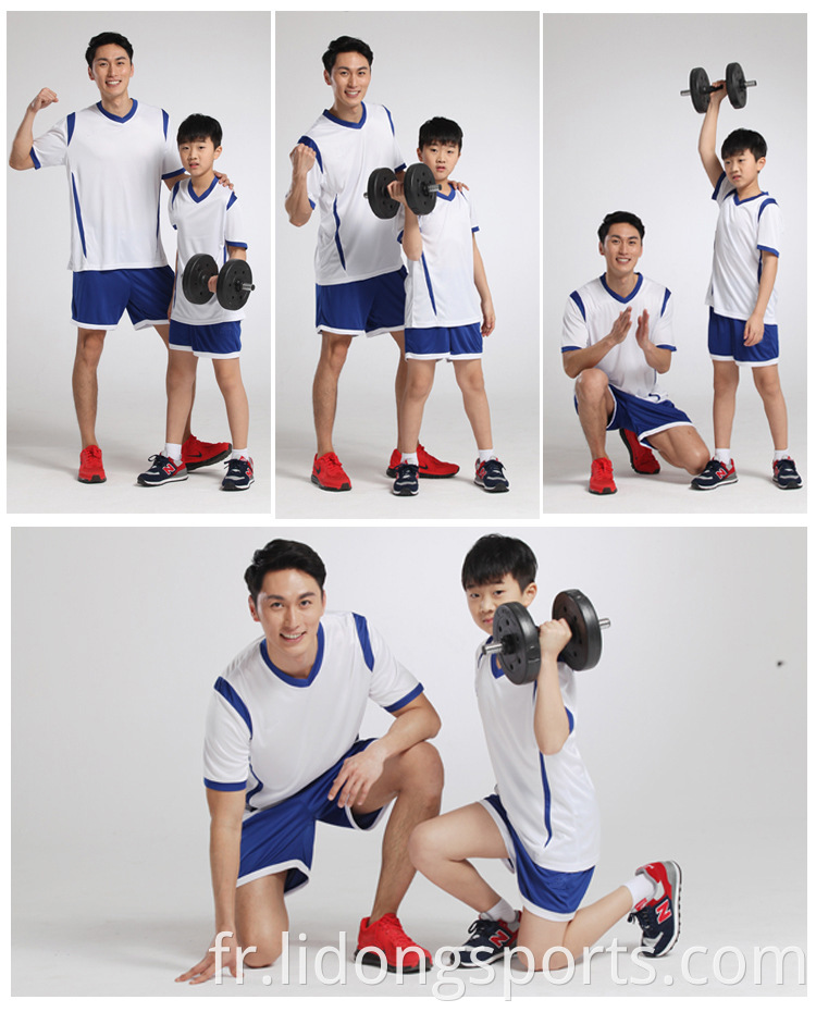 Equipe de football pour enfants bon marché Kits en maillot de travail de maillot de football en Chine